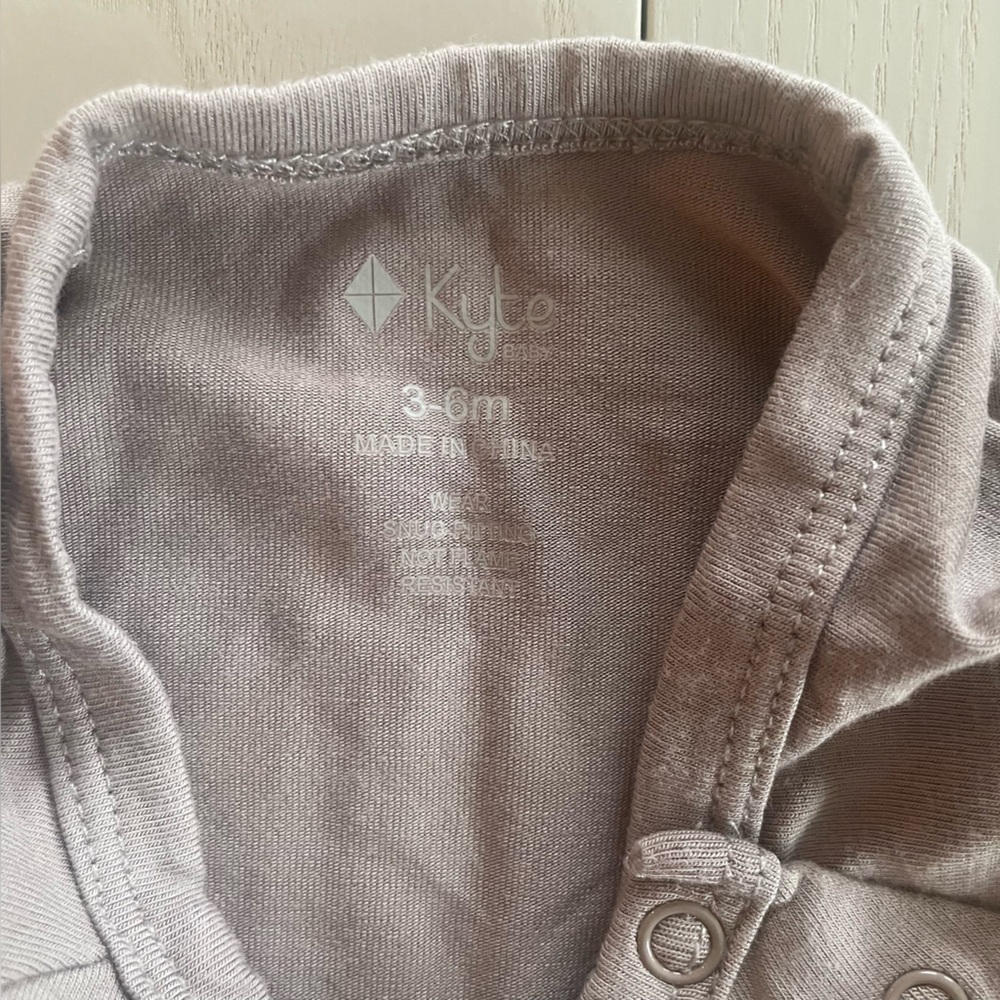Kyte baby shortall bundle - Picture 3 of 5